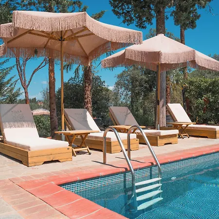 Hotel Cesi & 4*