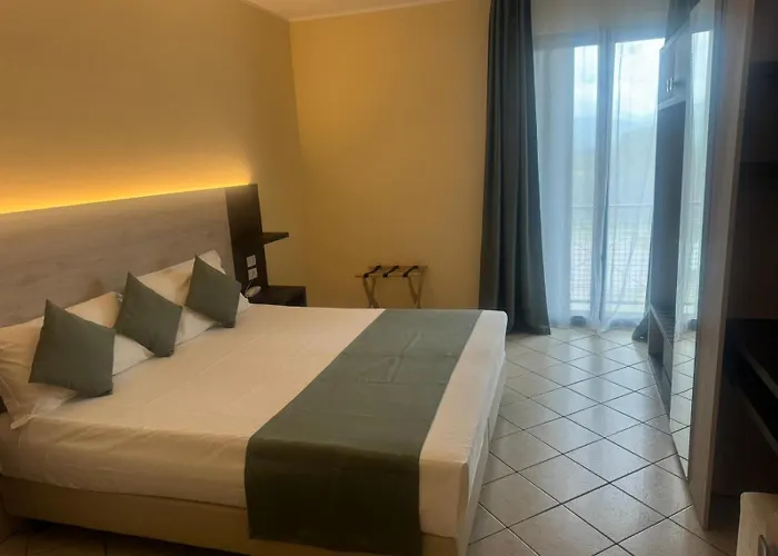 Cesi & Hotel