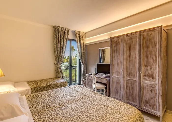 Cesi & Hotel 4*