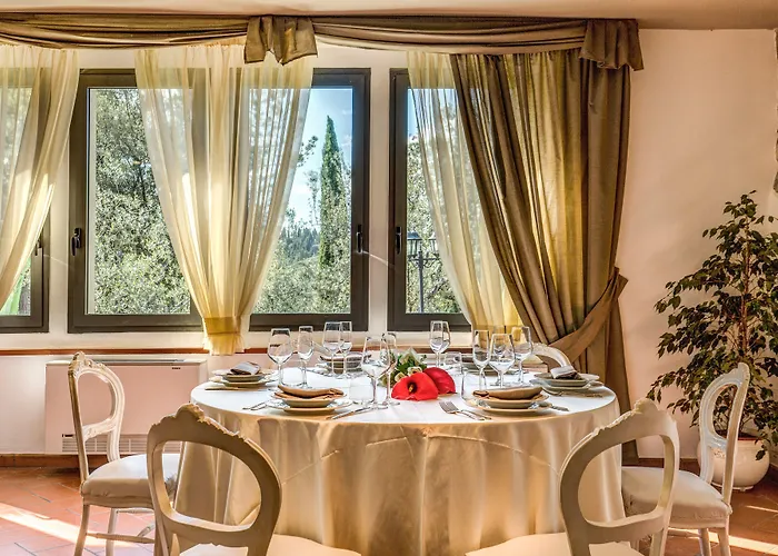 Hotel Cesi & 4*