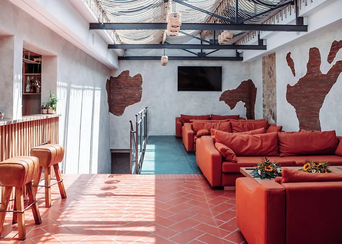 Hotel Cesi & 4*