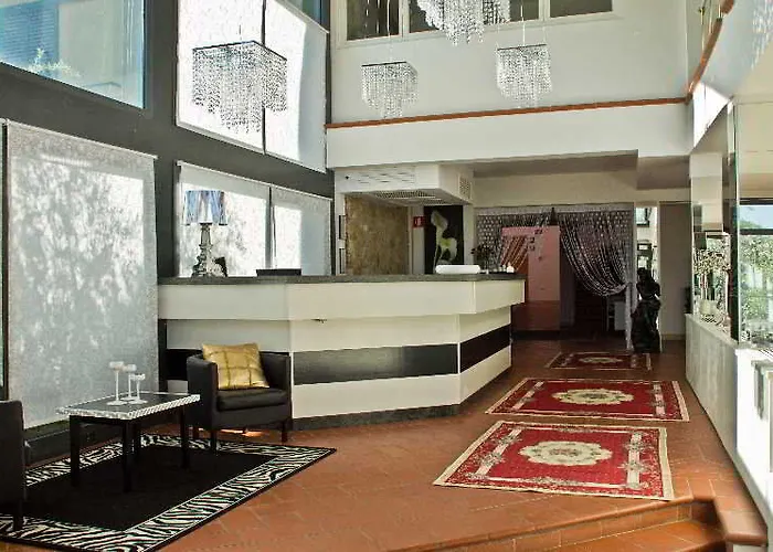 Hotel Cesi & 4*