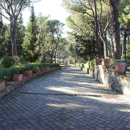Hotel Cesi & 4*