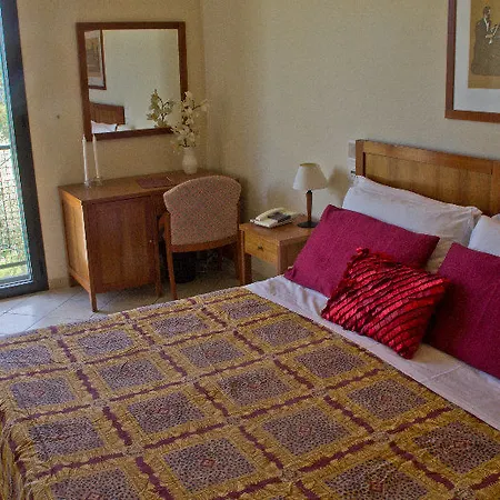 Cesi & Hotel